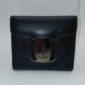 Salvatore Ferragamo Black Leather Compact Bi Fold Wallet Unisex VGC!